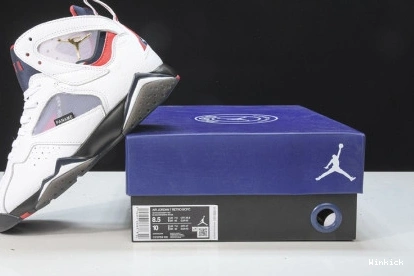 CZ0789-105 “PSG” AIR JORDAN 7 1028